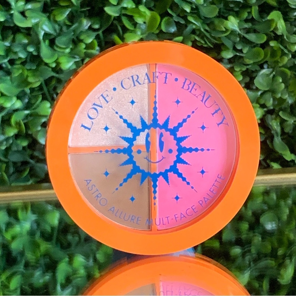 Love+Craft+Beauty Astro Allure LIGHT MEDIUM Multi Mult Face Palette | NEW